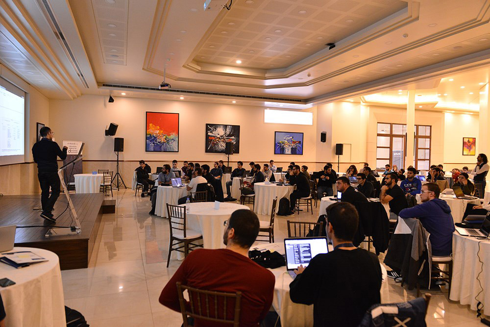 /Gallery/EnglishWebsite/News/Hackathon2018atAntonineUniversity/hackathon-2018-at-ua-1.jpg