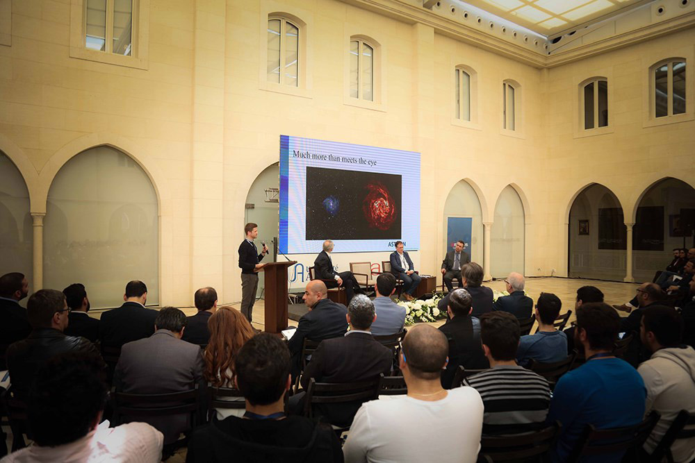 /Gallery/EnglishWebsite/News/OpenDayforTelecommunications/3rd-forum-on-emerging-technologies-5.jpg