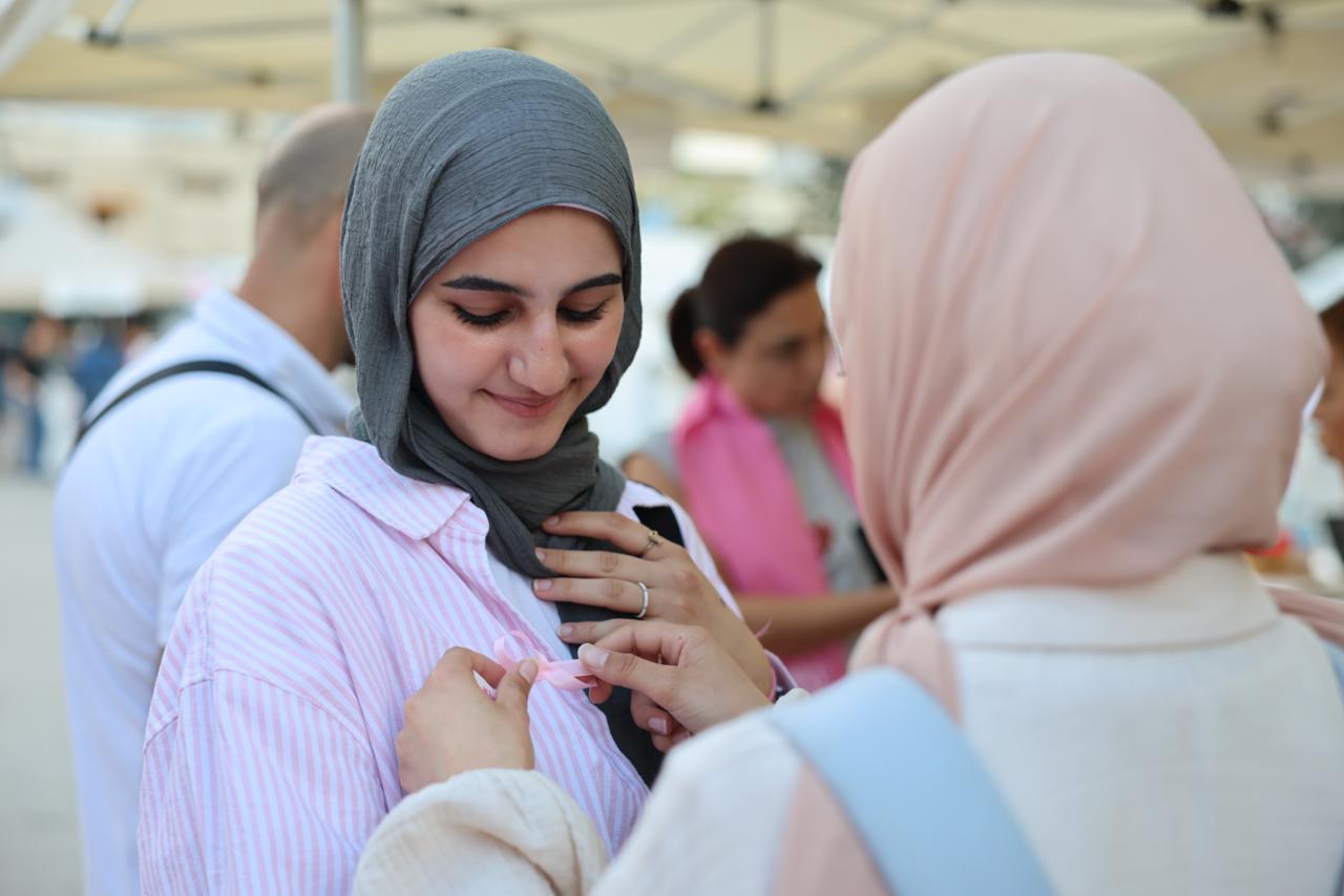 /Gallery/EnglishWebsite/News/UAStudentsJoinPinkyPromiseforBreastCancerAwareness/8.jpeg